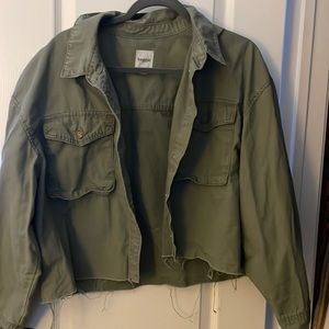 Kensie jeans cropped green jacket